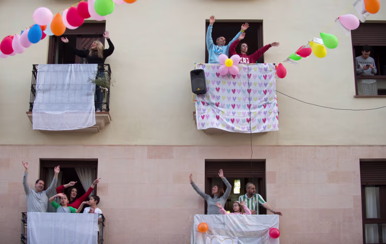 Image: SPAIN-OFFBEAT-VIRUS-PANDEMIC-HEALTH