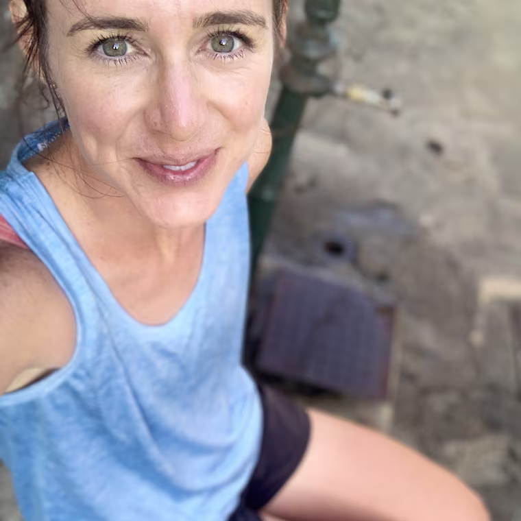 the Fihapyli tank top in light blue