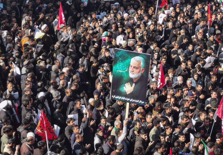 Image: Iranians mourn Soleimani