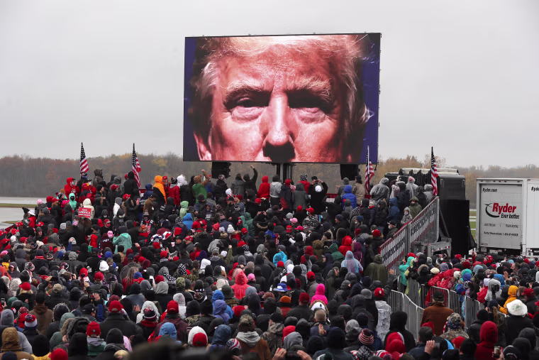 Image: Donald Trump Campaigns For Re-Election In Michigan