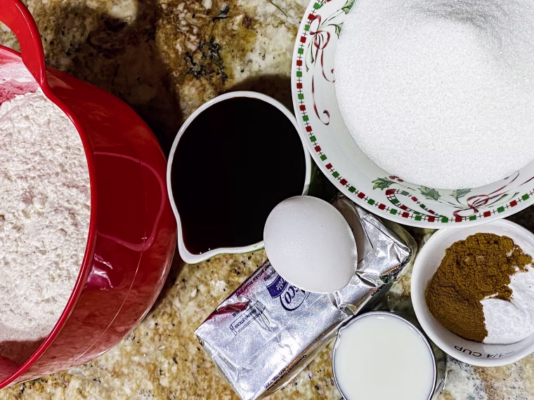 The "murder cookies" are made with simple ingredients, including mace, a spice derived from the skin of the nutmeg seed.