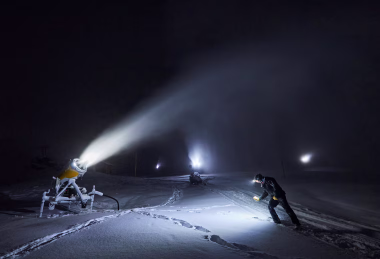 Image: Outbreak of the coronavirus disease (COVID-19) in Verbier