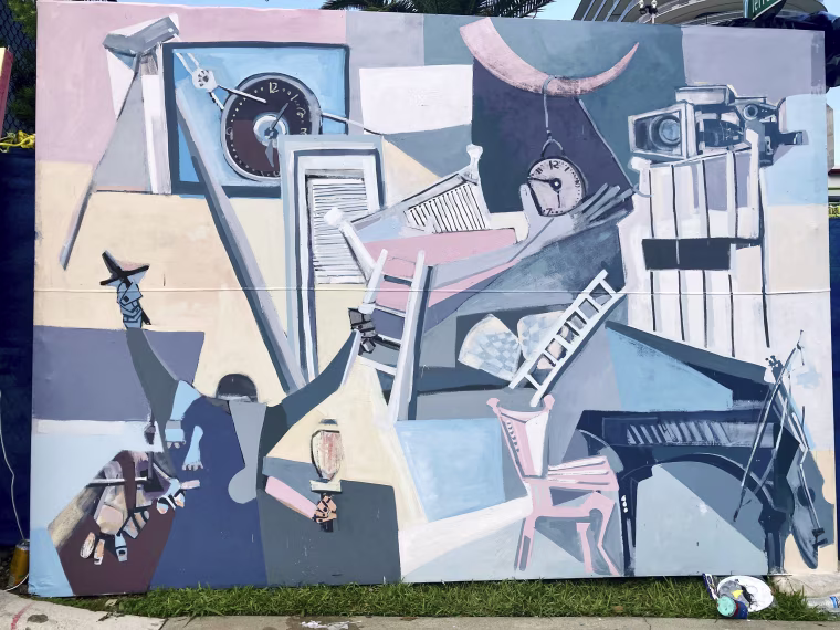 Image: Roberto Marquez mural in Surfside, Fla.