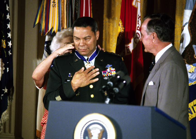 General Powell Presented With Presidential Medal Of Freedom