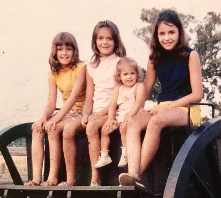 The Bellinger siblings.