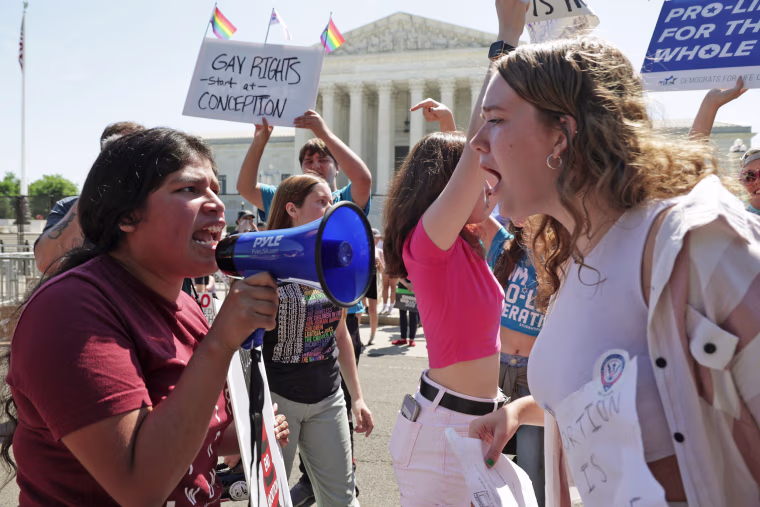 Image: Protests Continue Across Country In Wake Of Supreme Court Decision Overturning Roe v. Wade