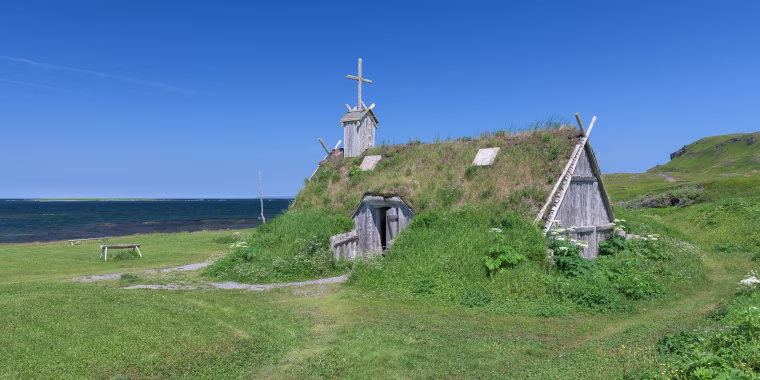 Image: reconstructed Norse buildings