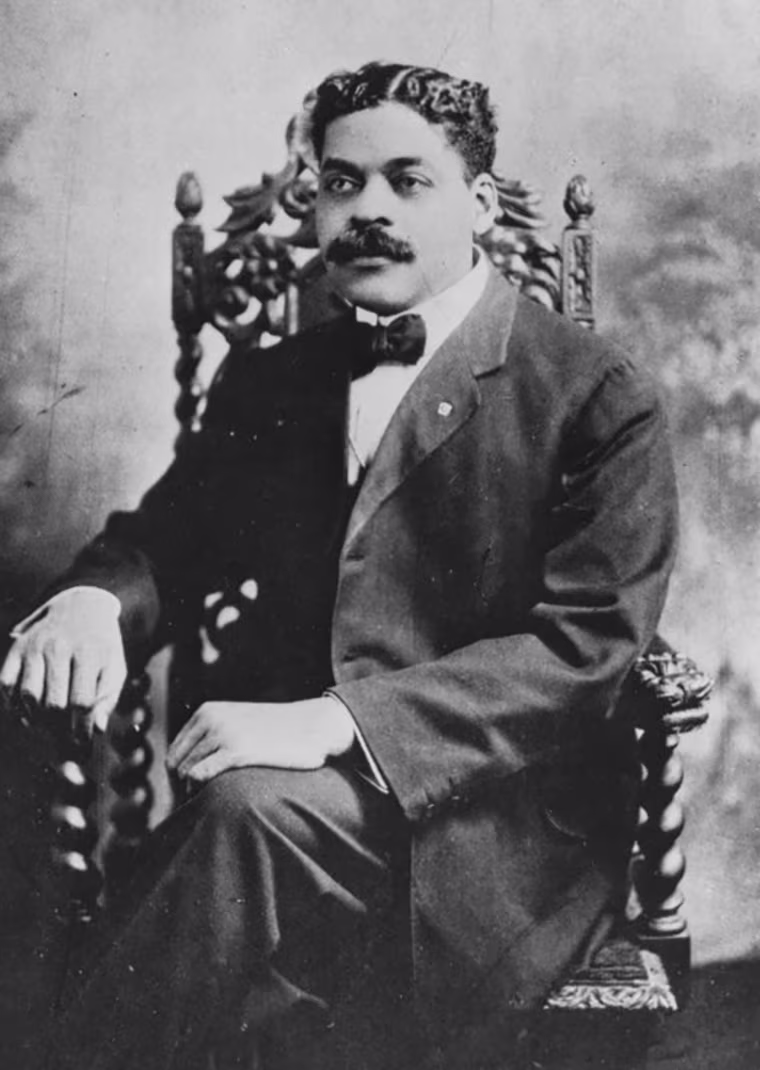 Image: Arturo Alfonso Schomburg