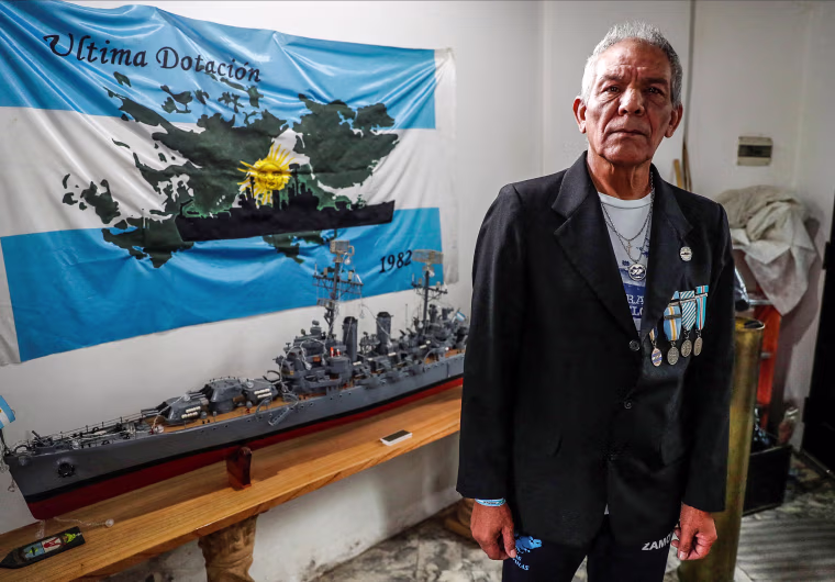 Image: Argentines and Falklands islanders dispute over objects and memories of war finished 40 years ago