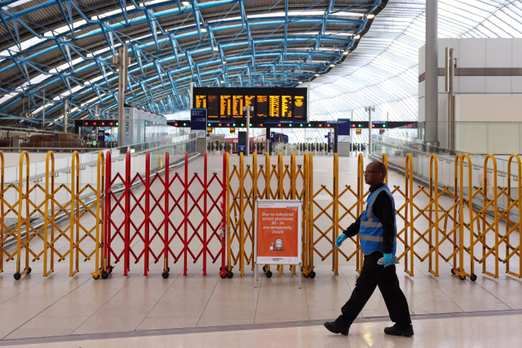 UK Rail Workers Begin Biggest Rail Strike In Three Decades