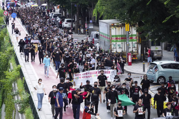 Myanmar nationals living in South Korea march