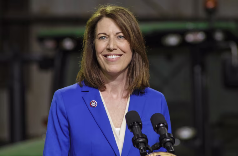 Cindy Axne at the POET Bioprocessing plant in Menlo, Iowa, on April 12, 2022.