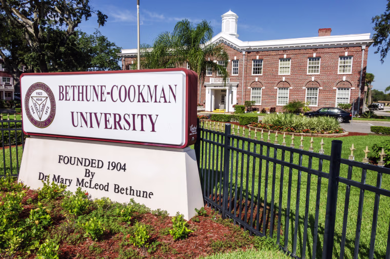 Bethune-Cookman University sign.