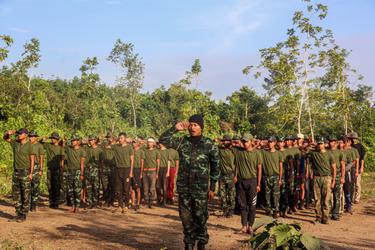 Members of the People Defence Forces from the 101 Company
