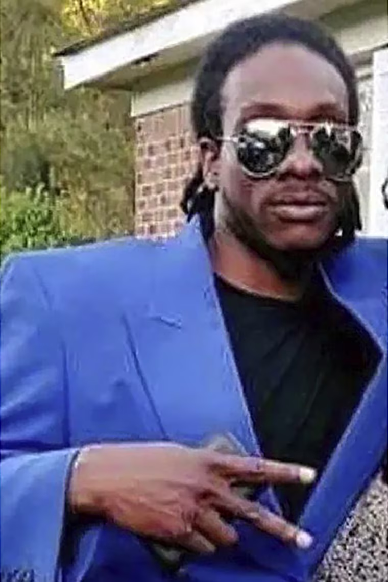 Zindell Brown.