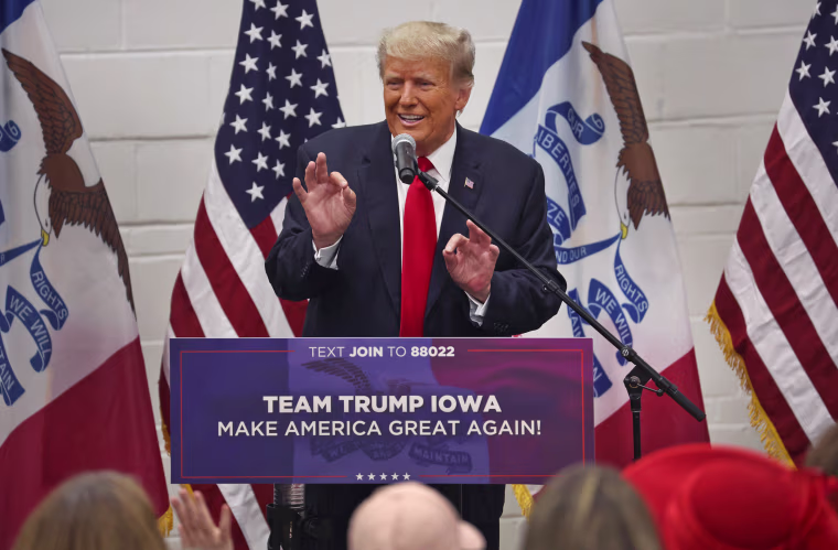 Image: Former President Trump Campaigns In Iowa