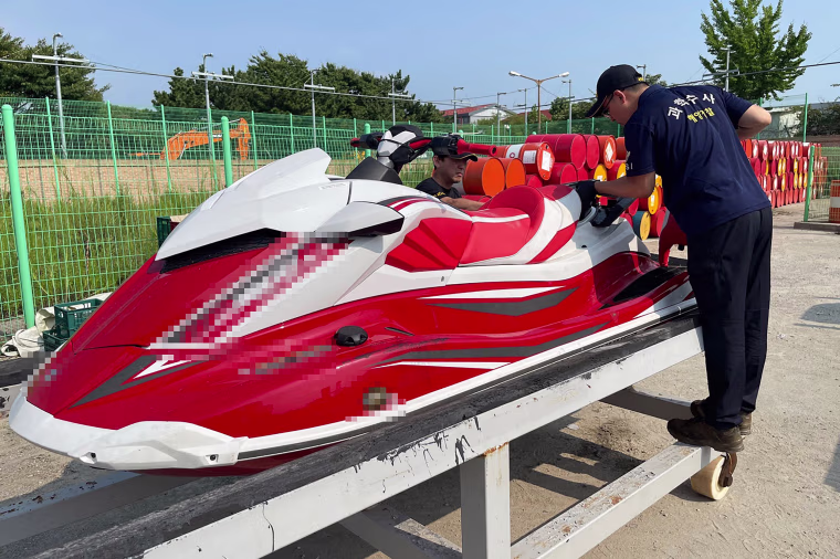 Man travels from China to S Korea on jet ski