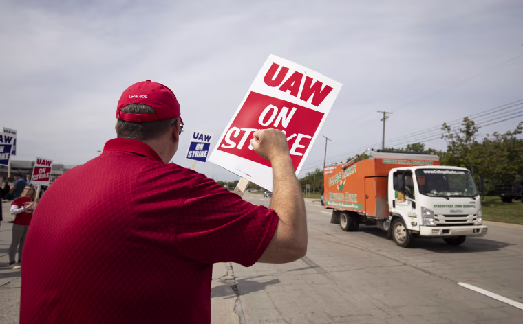 Image: United Auto Workers Hold Limited Strikes As Contract Negotiations Expire