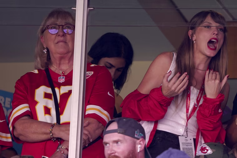 Taylor Swift watches the Kansas City Chiefs game with Donna Kelce, the mom of Chiefs tight end Travis Kelce