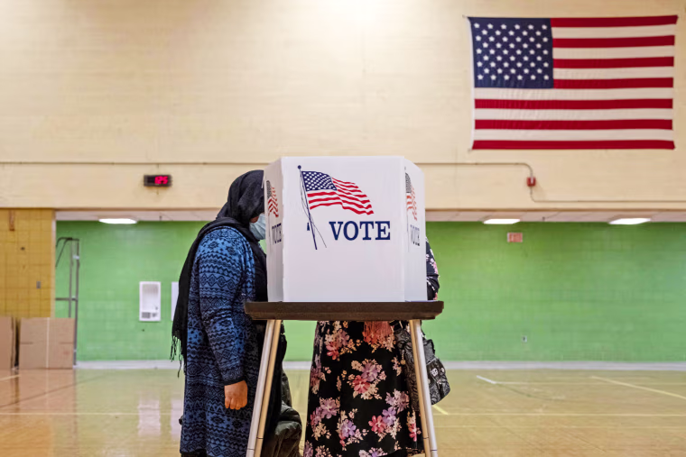 TOPSHOT-US-VOTE-MICHIGAN