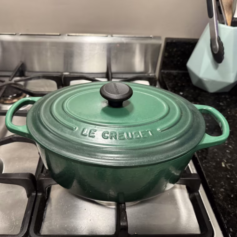 Le Creuset Signature Round Wide Oven