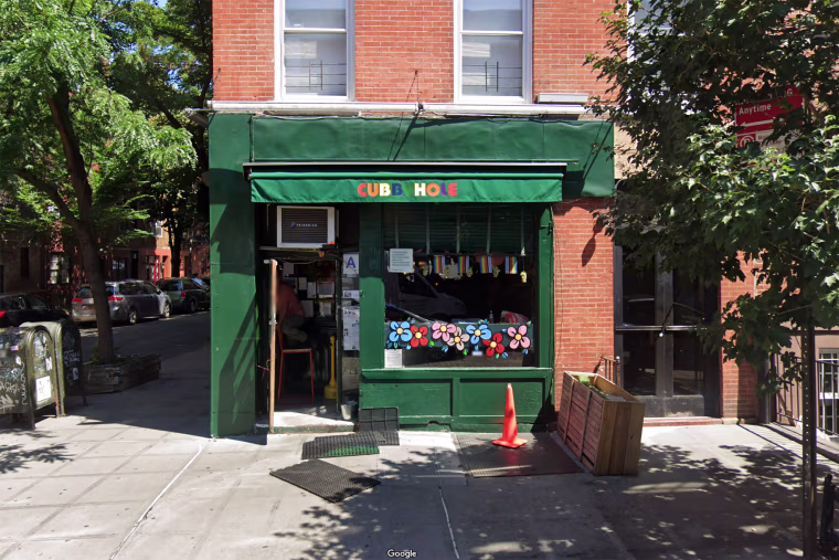 cubby hole bar cubbyhole