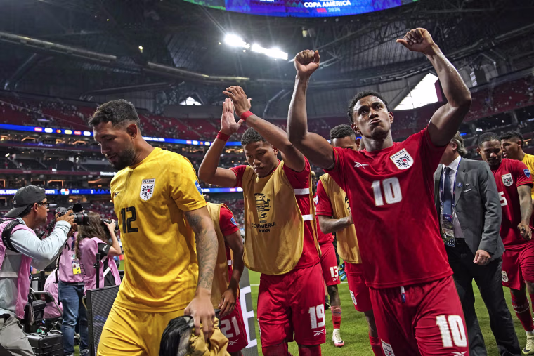 Shorthanded U.S. stunned by late winner for Panama in Copa America upset