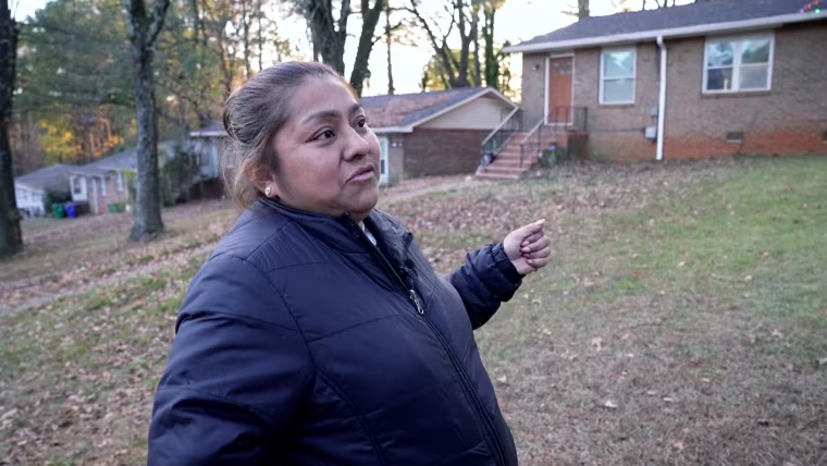 Elizabeth, residente de Doraville.