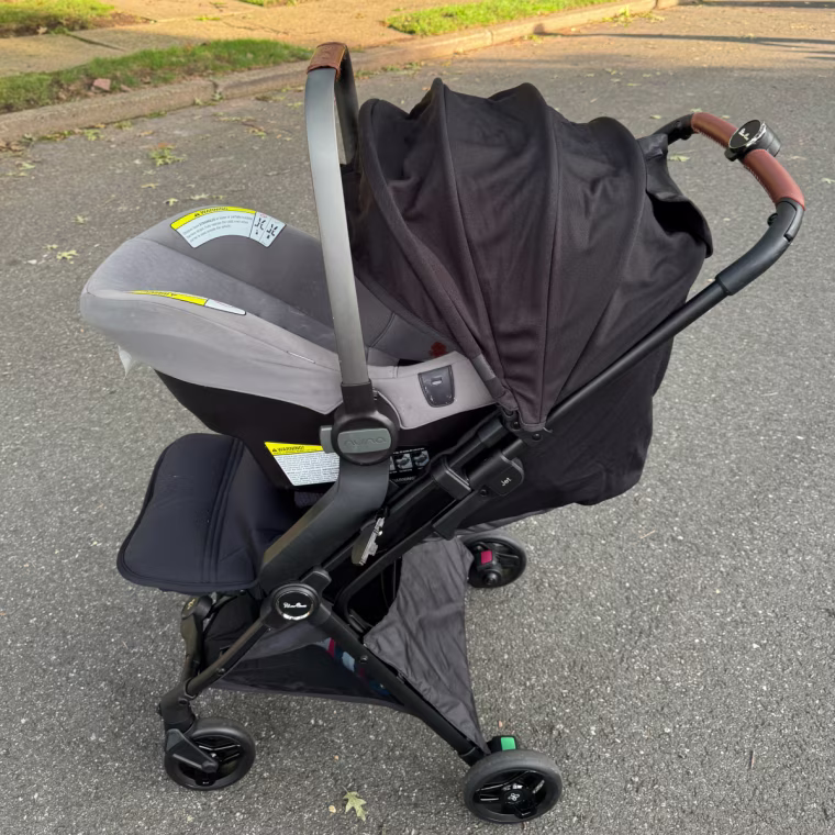 Easy to use car seat adapter, for lightweight easy transitions in and out of car