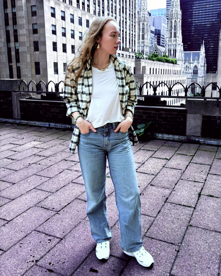 Abercrombie Curve Love High Rise '90s Relaxed Jean