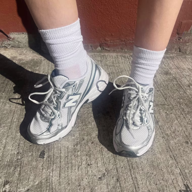 New Balance 740