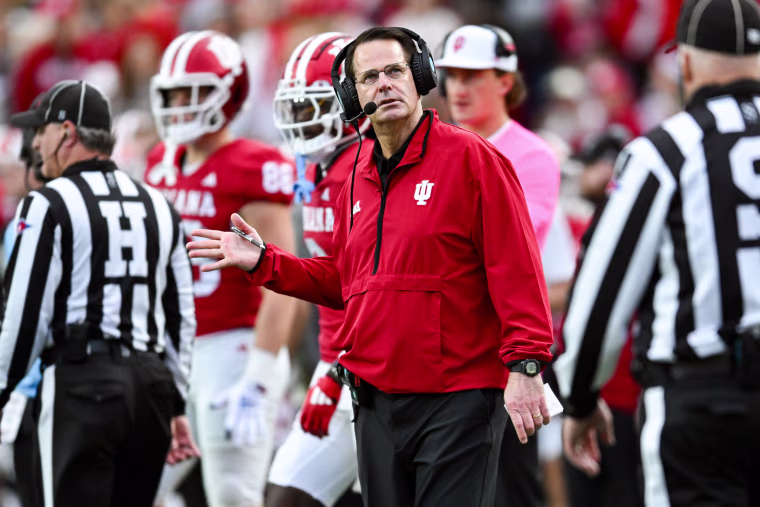 Indiana Hoosiers head coach Curt Cignetti