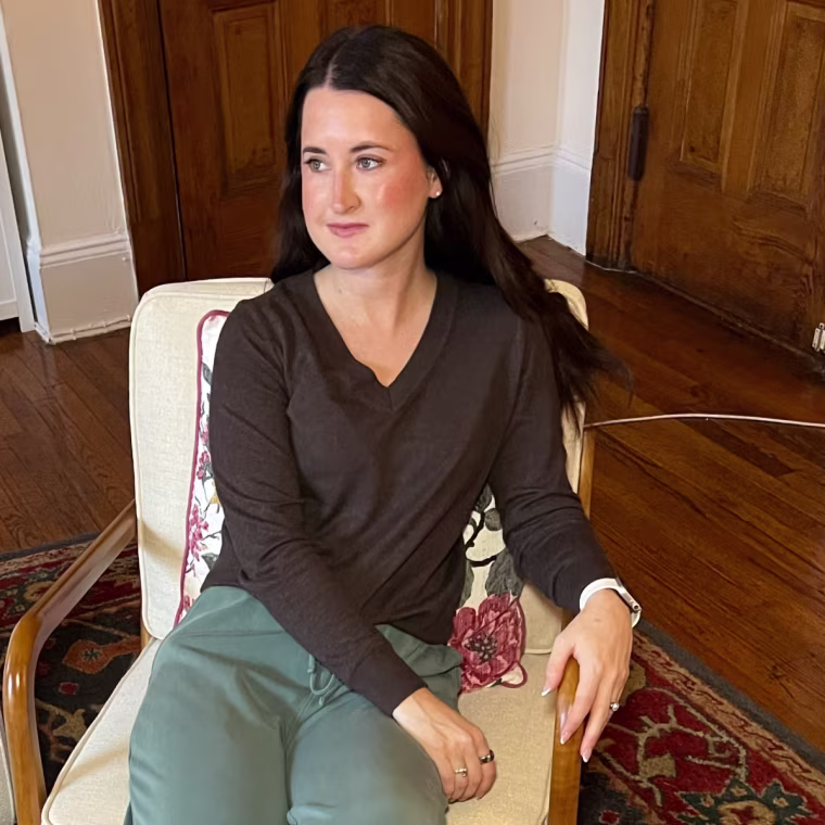 Quince Cotton Cashmere V-Neck Sweater