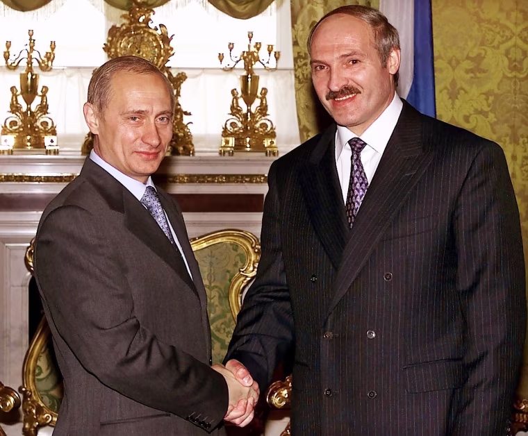 Russian President Vladimir Putin with Belarusian President Alexander Lukasheko in Moscow in 2000.