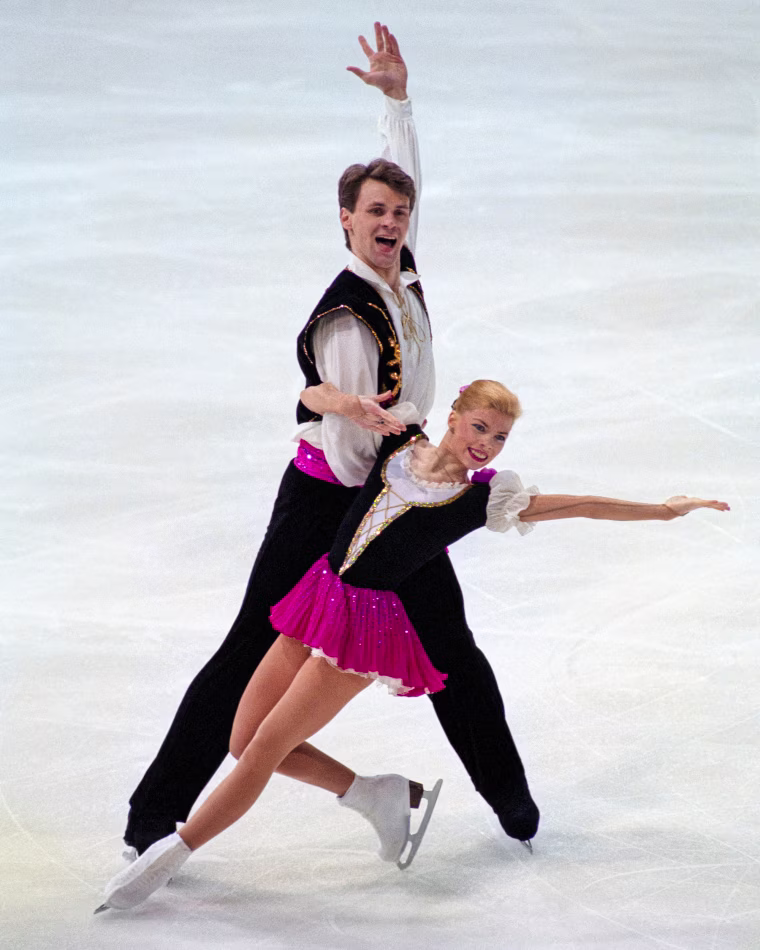 Evgenia Shishkova and Vadim Naumov.