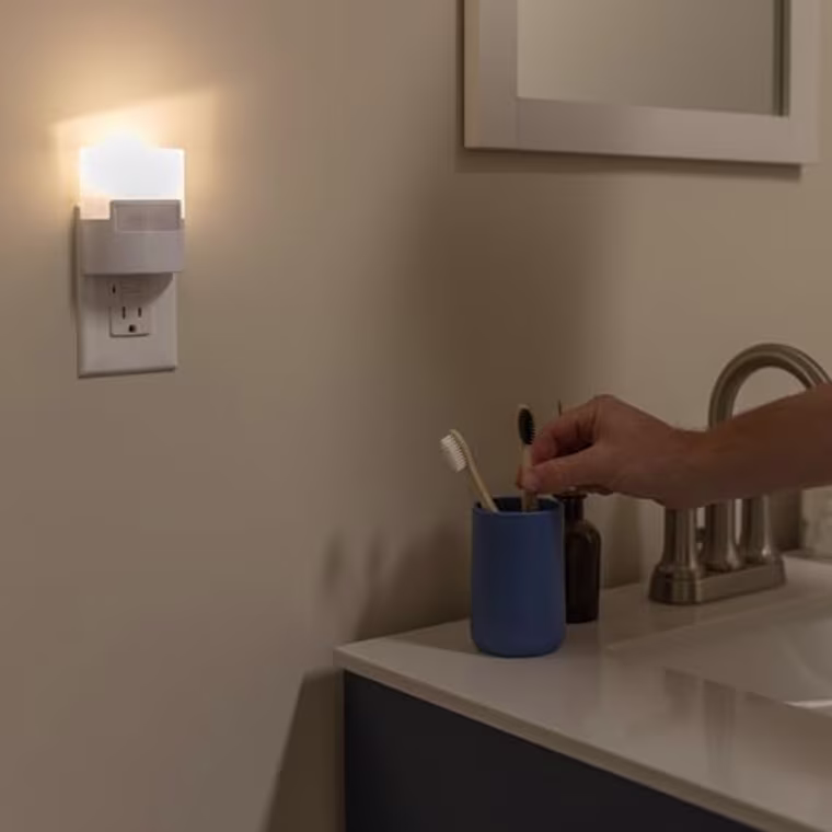 The GE LED Motion Sensor Night Light in use.