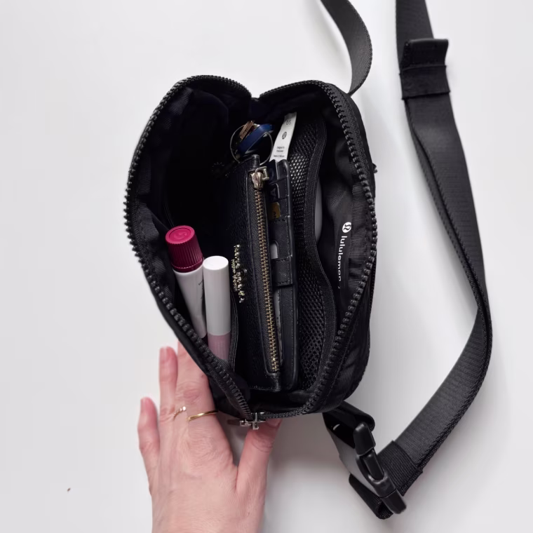 Packing the Lululemon Everywhere Belt Bag.