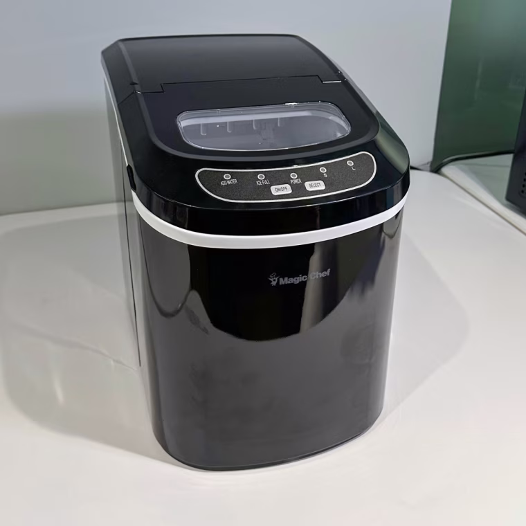 Magic Chef Portable Countertop Ice Maker