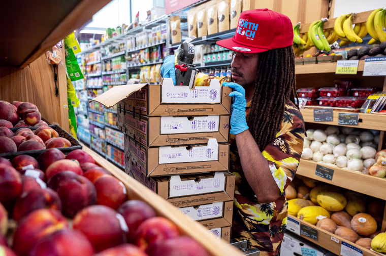 Shoppers Ahead Of US Consumer Price Index (CPI) Figures