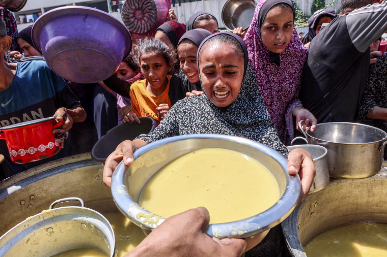 Palestinians struggle to reach food.