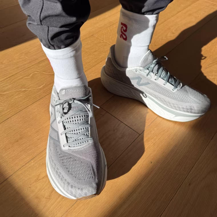 A close up of the New Balance Fresh Foam X 1080v14 on the feet of former NBC Select commerce editor Jordan Bowman.