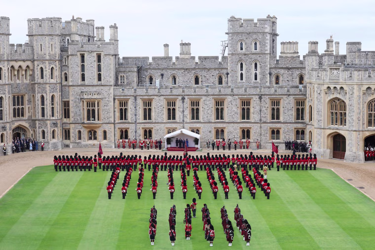 A ceremonial welcome in the Quadrangle at Windsor Castle for President Trump