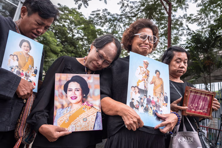 TOPSHOT-THAILAND-ROYALS-POLITICS-SIRIKIT
