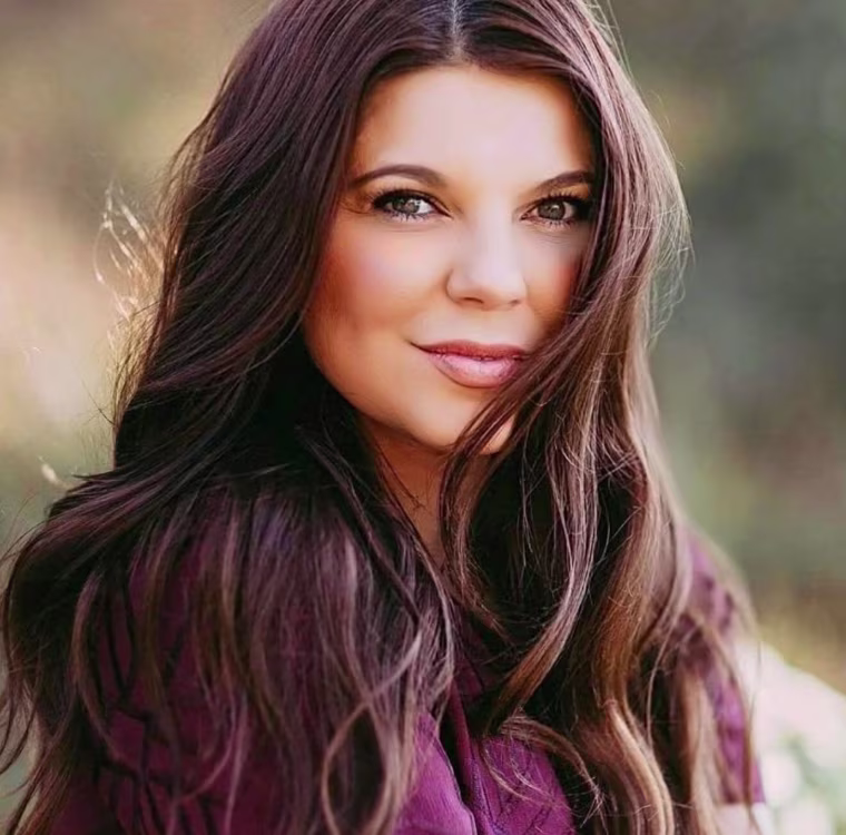 Amy Duggar King