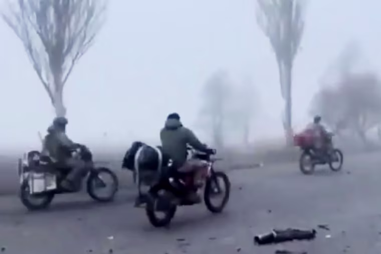 Russian forces attacking Pokrovsk have tried to penetrate Ukrainian lines rather than stage mass frontal assaults.
