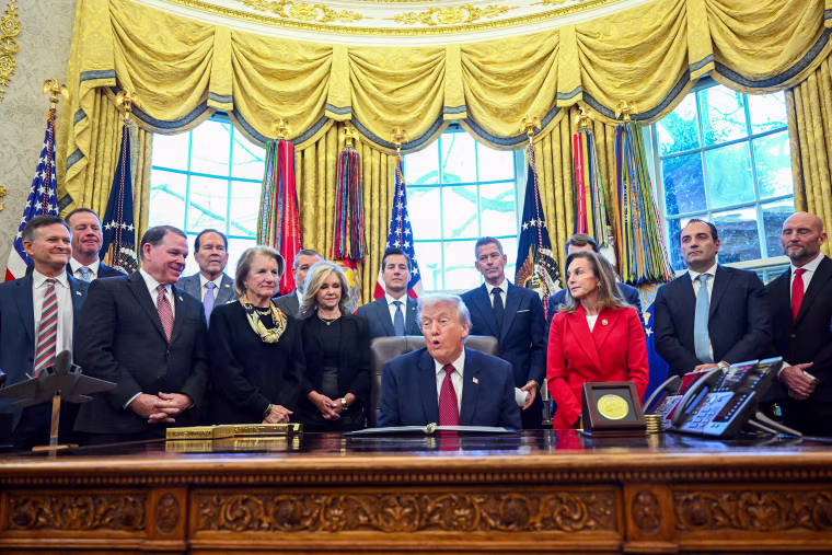 Image: US-POLITICS-TRUMP