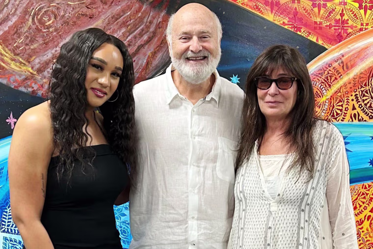 Rob and Michele Reiner with Williams' wife, Tera.