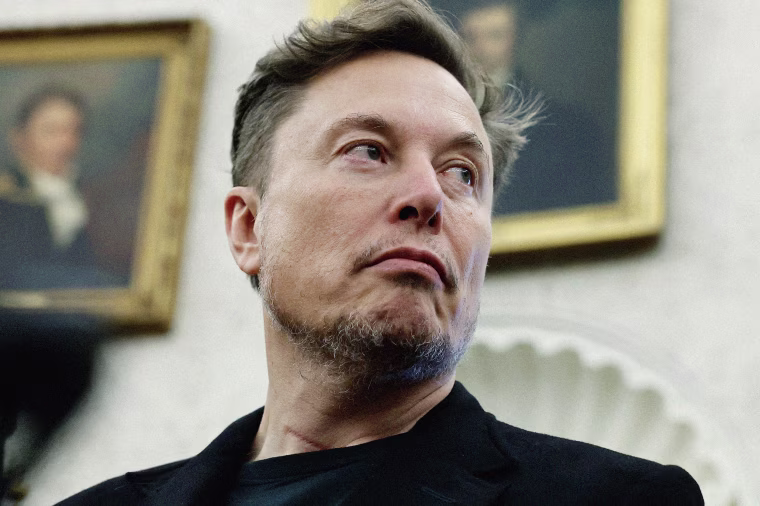 Elon Musk lin the Oval Office on May 21, 2025.