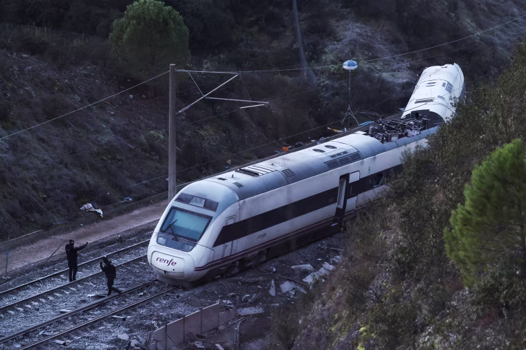 Two high-speed trains derail in Spain