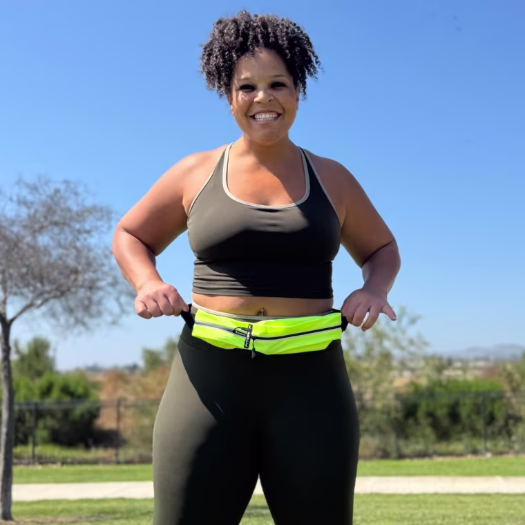 Start TODAY fitness and mindset coach Lacee Green wears the Fitgriff Running Belt.